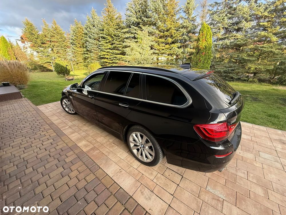 BMW Seria 5 520d xDrive - 6