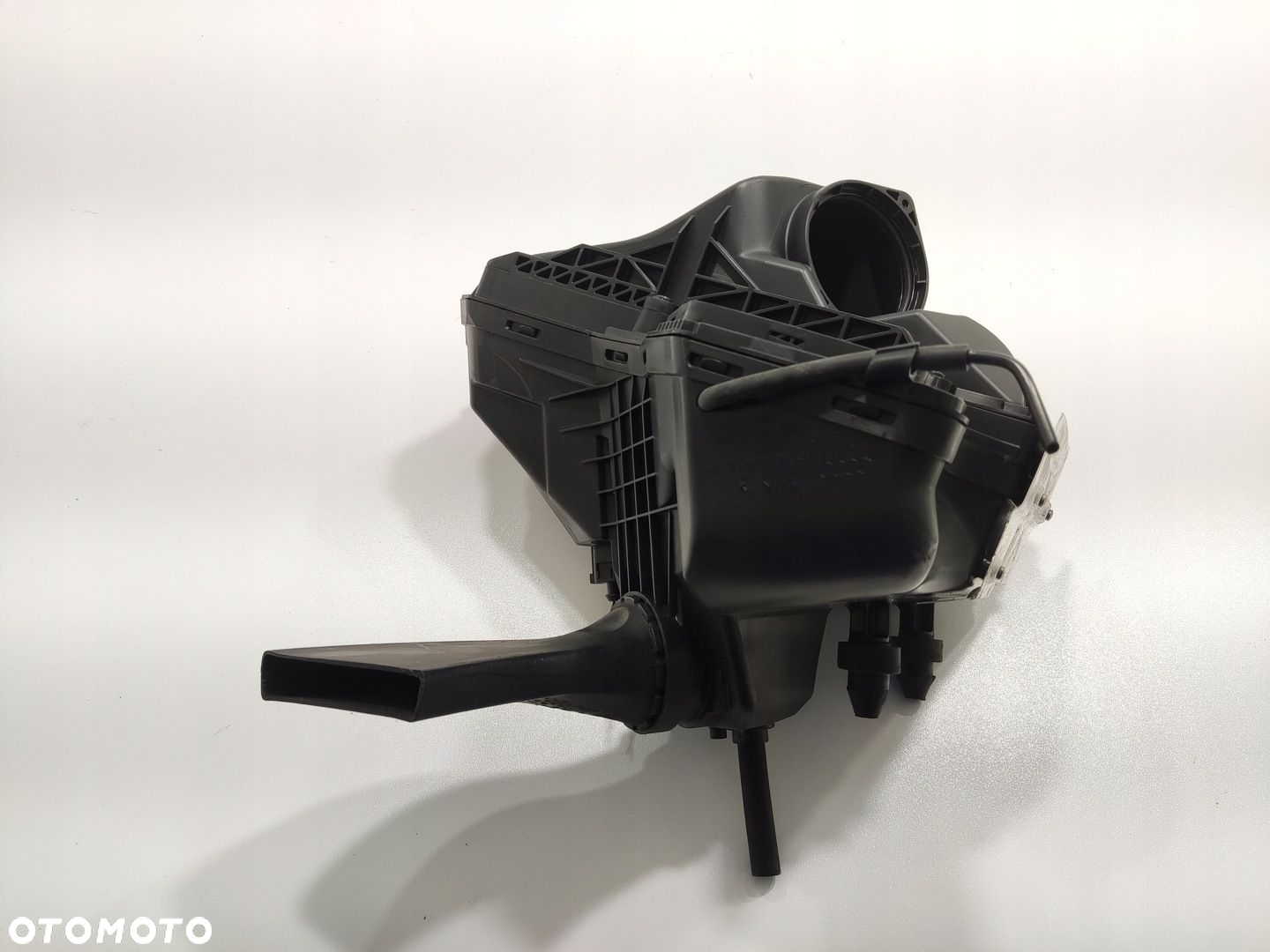 OBUDOWA FILTRA POWIETRZA AUDI A4 B8 2.0 TDI 2007-2011 8R0133837D - 3