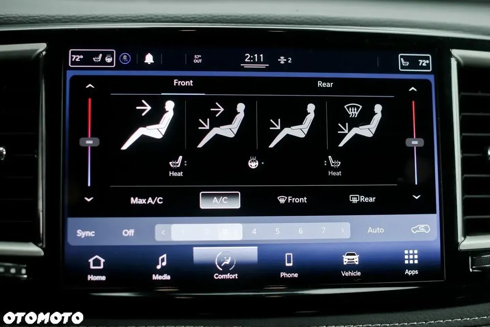 Chrysler Pacifica - 35