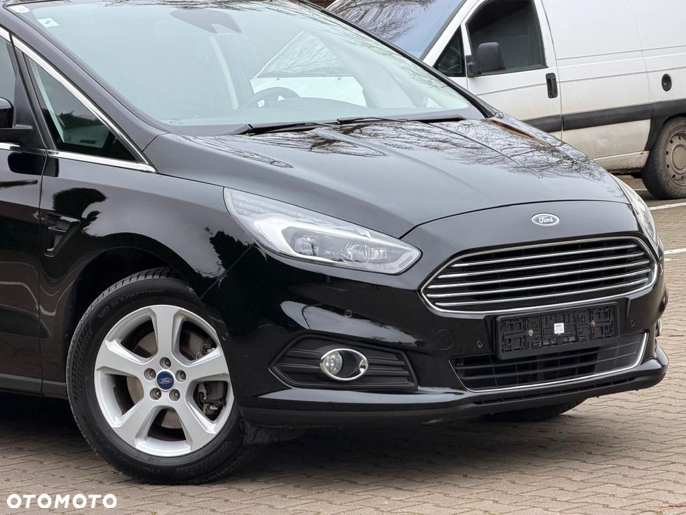 Ford S-Max - 9