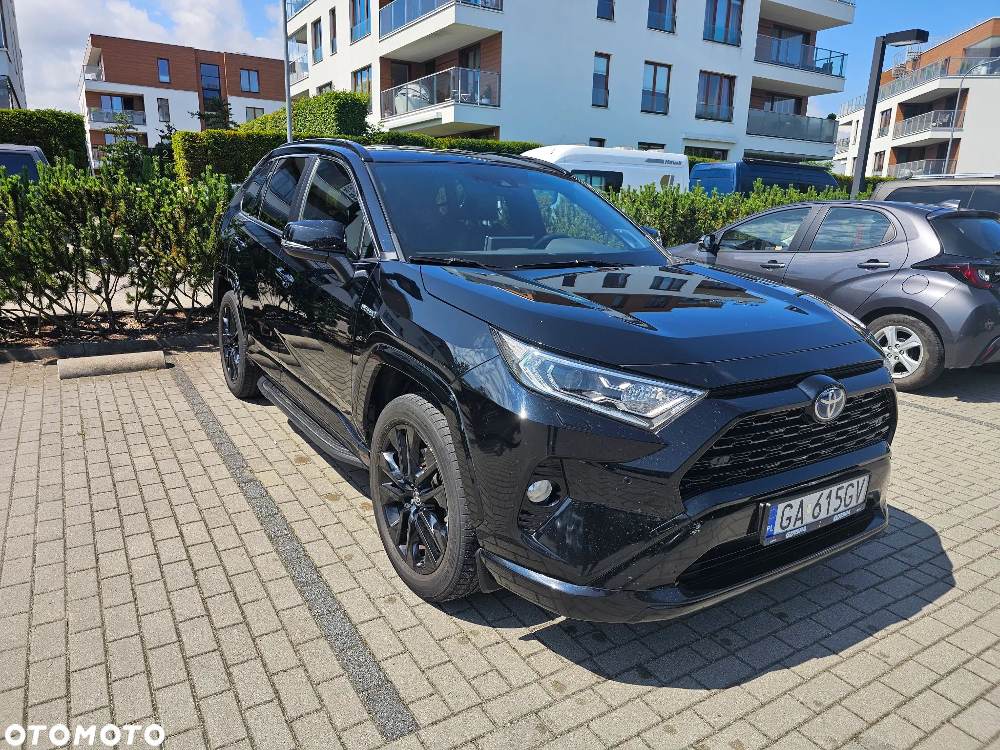 Toyota RAV4 2.5 Hybrid Black Edition by JBL 4x4 - 1