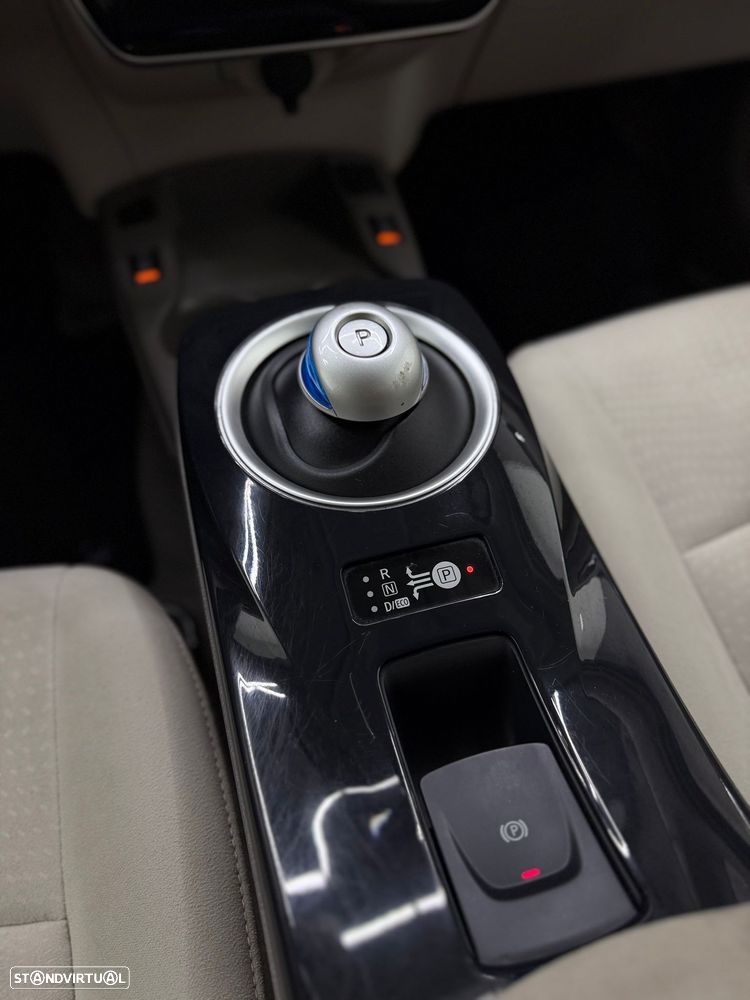 Nissan Leaf 24 kWh (c/ Bateria) Acenta - 15