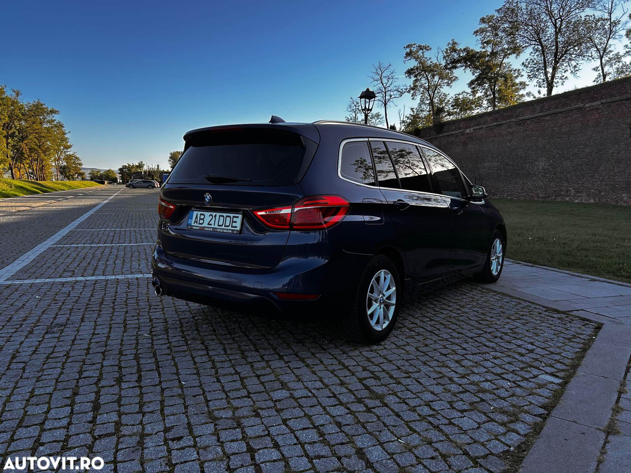 BMW Seria 2 216d - 4