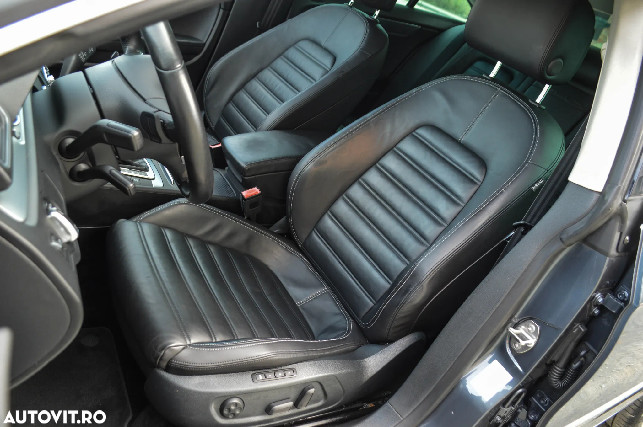 Volkswagen Passat CC 2.0 TDI DSG Blue TDI - 31