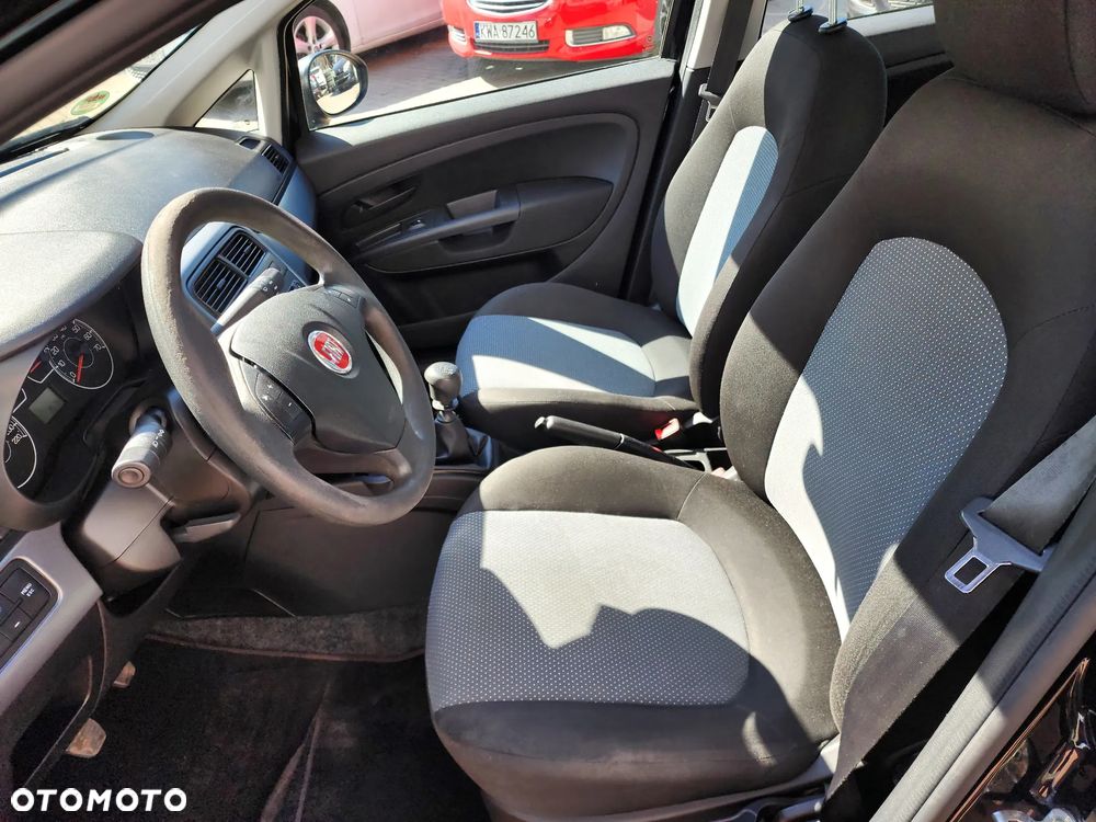 Fiat Punto 2012 - 21