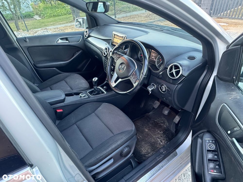 Mercedes-Benz Klasa B 200 CDI (BlueEFFICIENCY) - 7