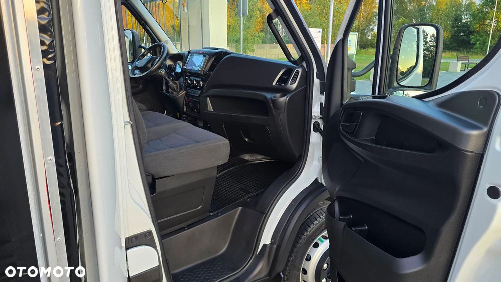 Iveco DAILY 72C18 ❗️BURTO-FIRANKA 15 PALET / DACH ZSUWANY / MAŁY PRZEBIEG / WINDA DHOLLANDIA 1000KG SLIDER / ZABUDOWA JEGGER / KABINA SYPIALNIANA / PODUSZKI PNEUMATYCZNE / XENON / FUL LED / NAVI + KAMERA COFANIA / DRZWI Z TYŁU / WEBASTO / SERWIS ASO / SALON POLSKA / NIESTPOTYKANY STAN ❗️❗️ - 36