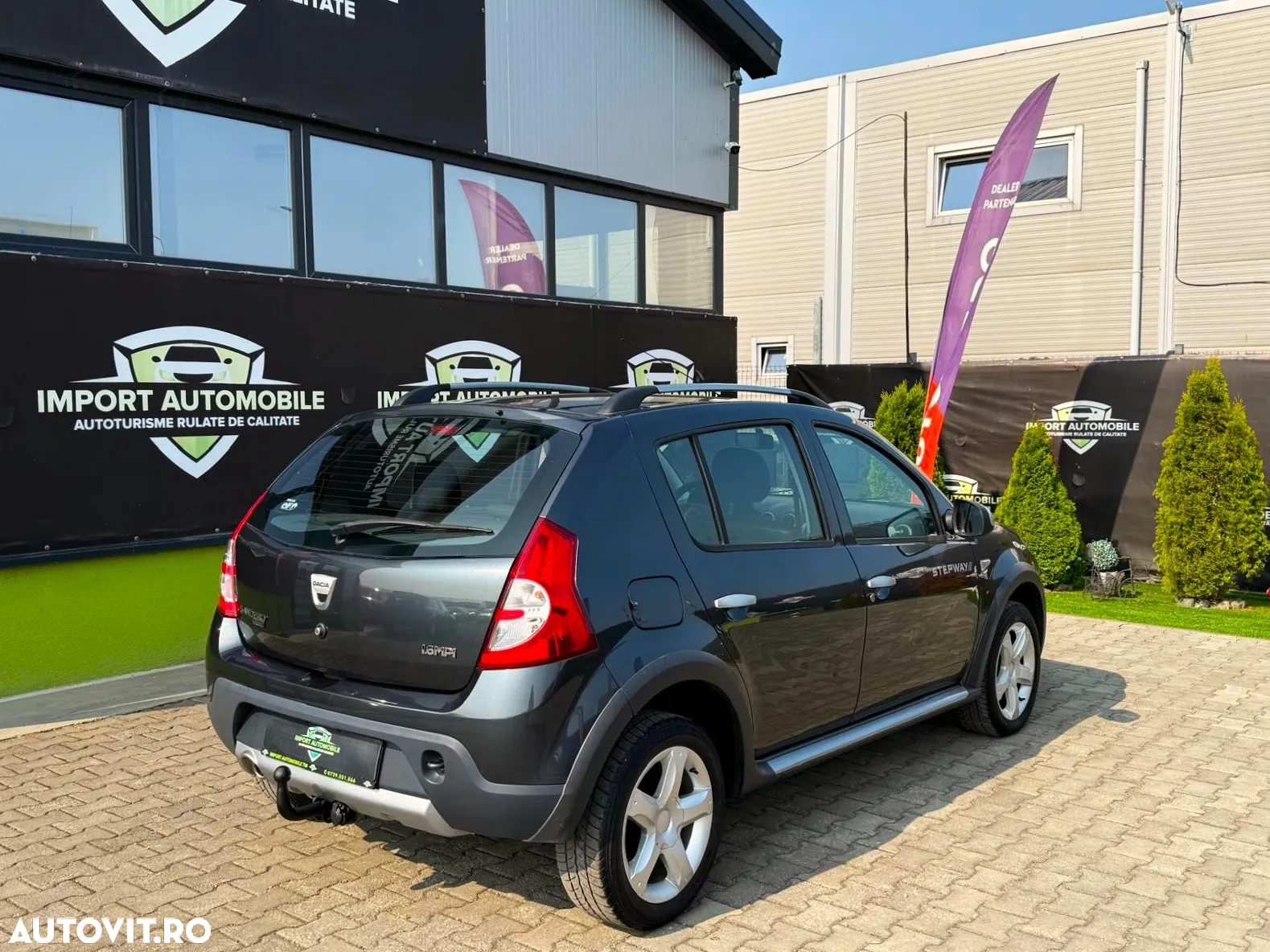 Dacia Sandero 1.6 MPI Stepway - 11