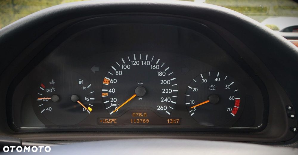Mercedes-Benz CLK - 31