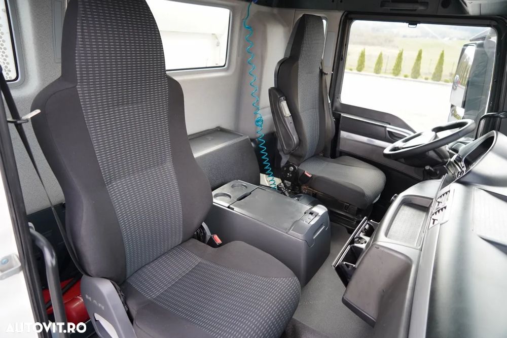 MAN TGS 35.400 / 8X4 / BASCUNĂ CU 2 LATE / HIDROBORTA / BORDMATIC / AUTOMAT / EURO 5 EEV - 38
