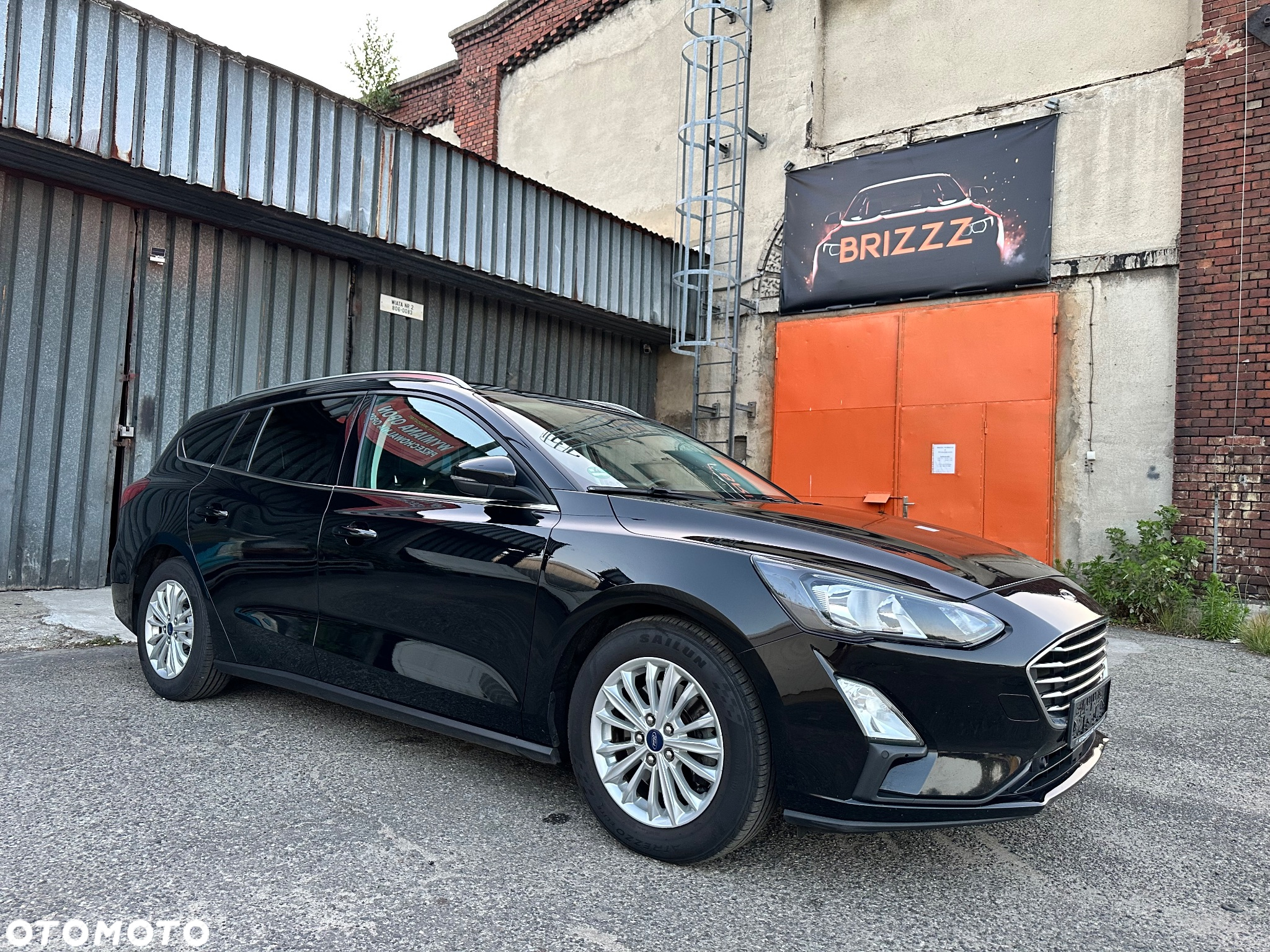 Ford Focus Turnier 1.5 EcoBlue Start-Stopp-System TITANIUM DESIGN - 3