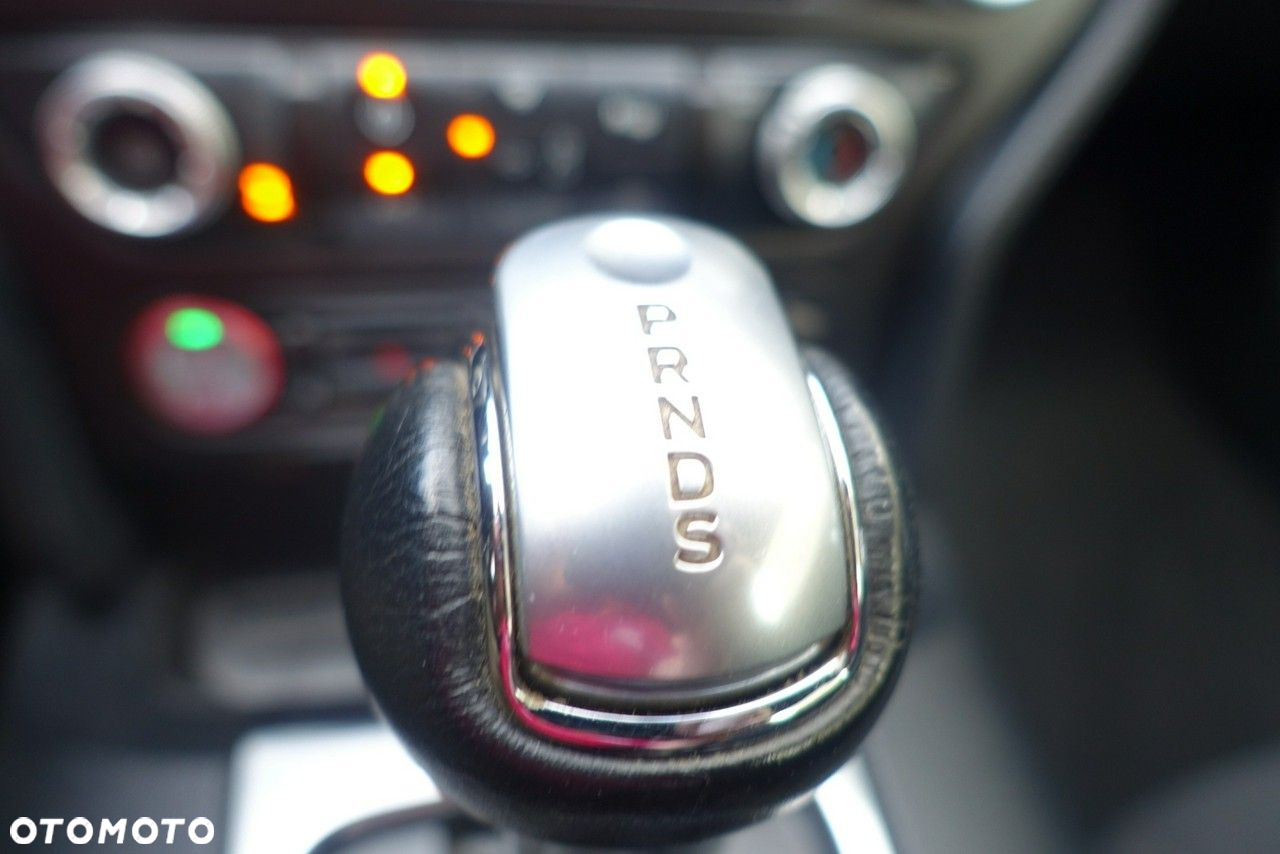 Ford Mustang - 22