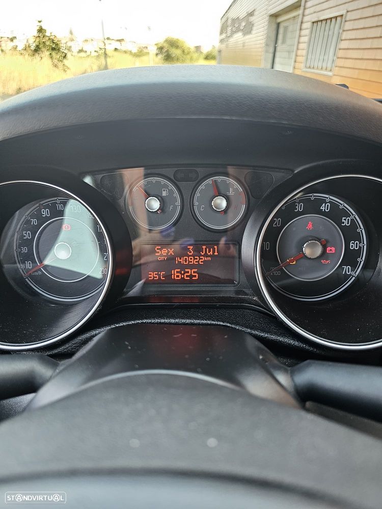Fiat Punto 1.2 Lounge S&S - 11