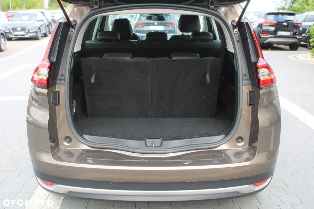 Renault Scenic - 17
