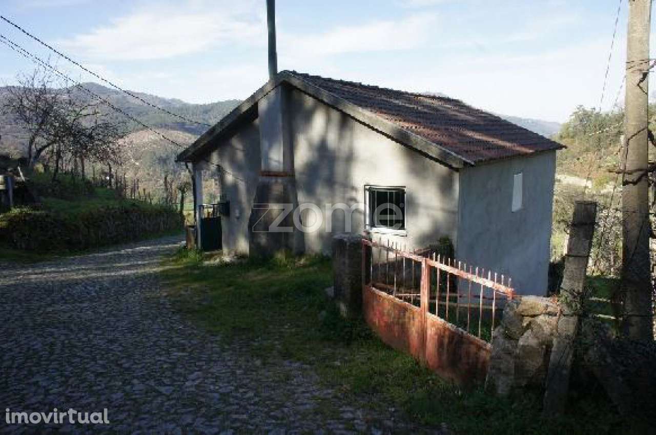 Moradia, 82 m², Cerva e Limões - Grande imagem: 4/58