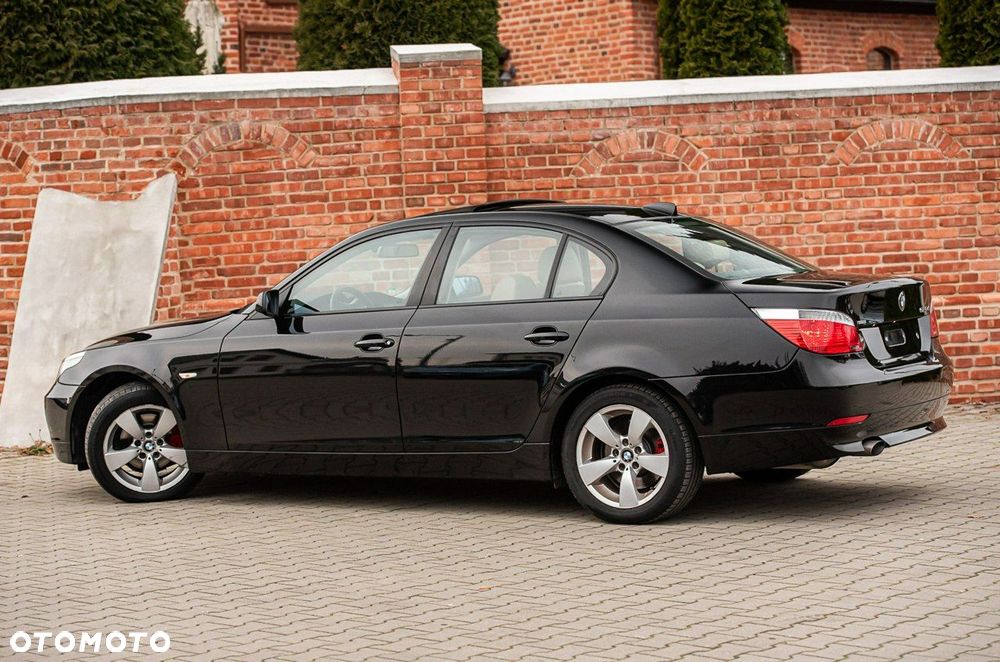 BMW Seria 5 520d Special Edition - 14