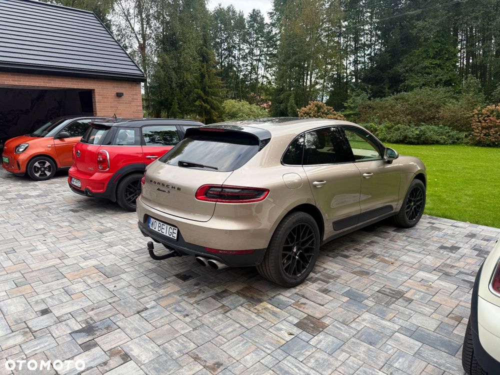 Porsche Macan S - 10