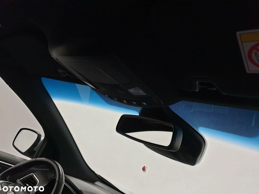 Ford Edge 2.0 EcoBlue Bi-Turbo 4x4 ST-LINE - 35