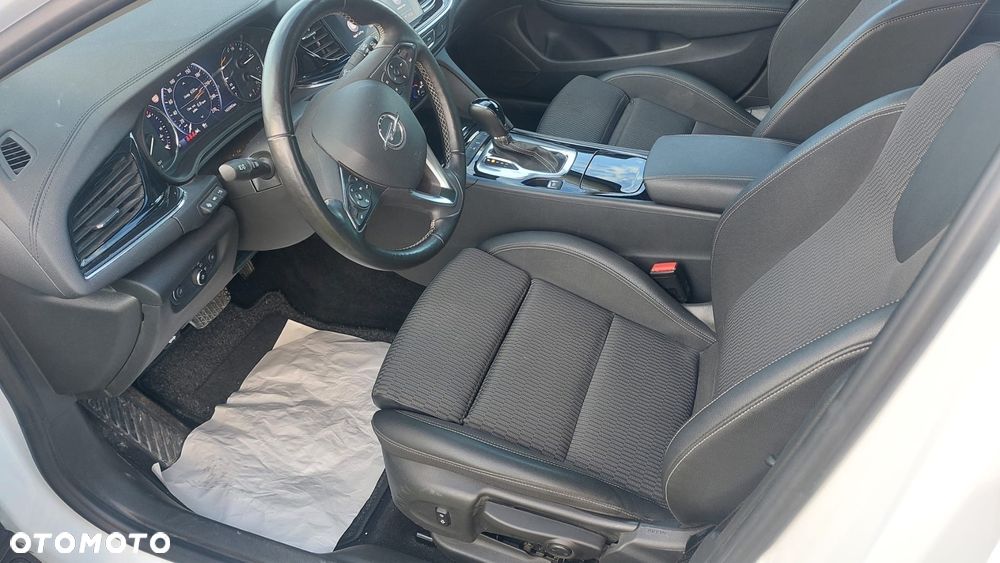 Opel Insignia - 7
