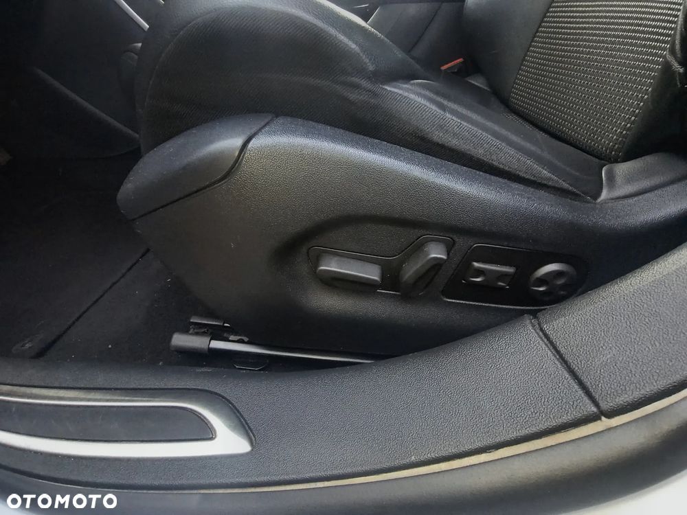 Citroën C5 HDi 140 FAP Exclusive - 16