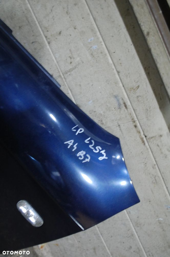 BŁOTNIK PRAWY LEWY PRZÓD PRZEDNI AUDI A4 B7 LZ5J - 17