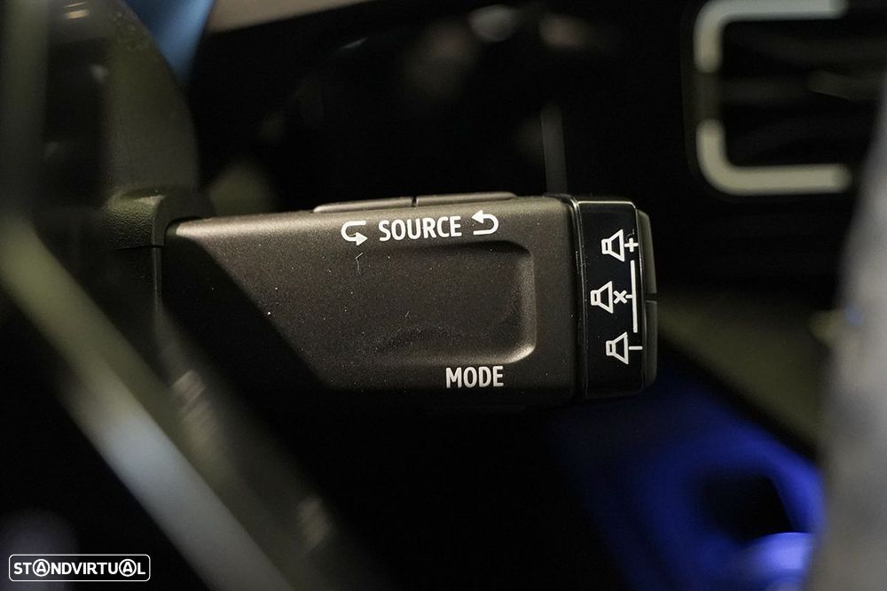 Renault 5 E-Tech 52 kWh Techno Autonomia Conforto - 18