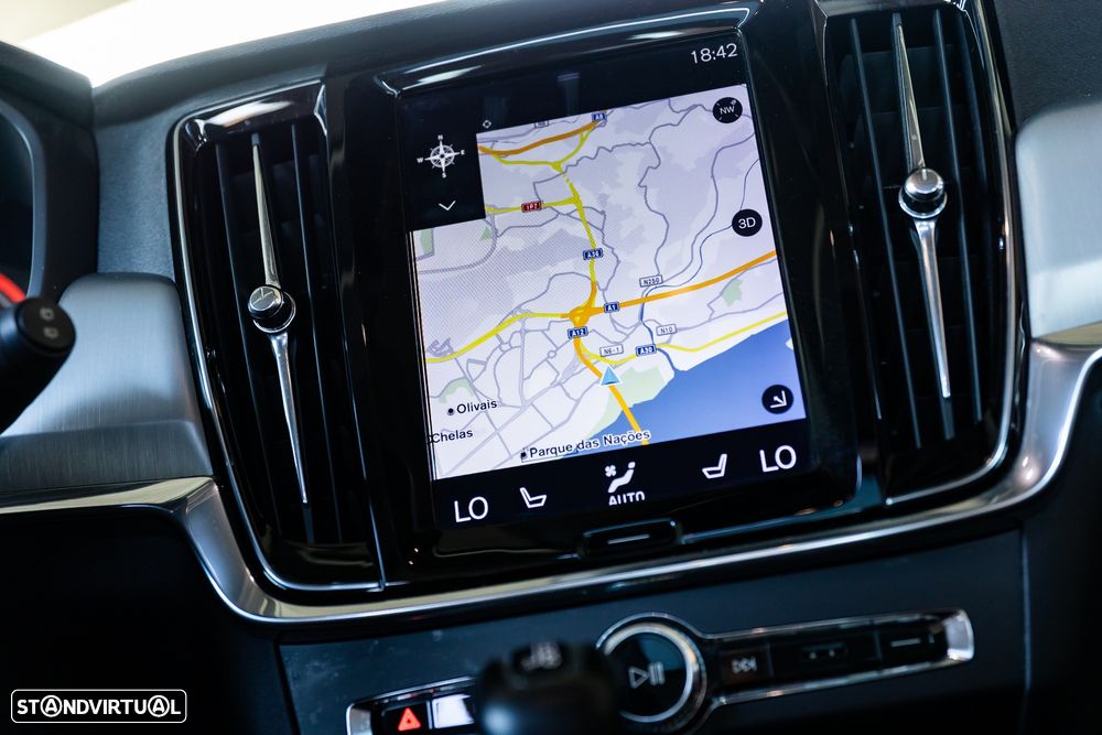 Volvo V90 D4 AWD Geartronic - 13