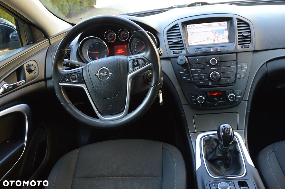 Opel Insignia - 28