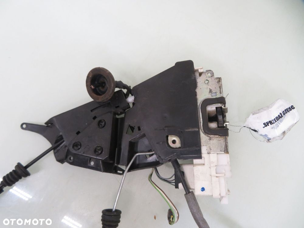 ZAMEK LEWY PRZEDNI MERCEDES-BENZ B-CLASS (W245) 1697202535 4 PIN - 2