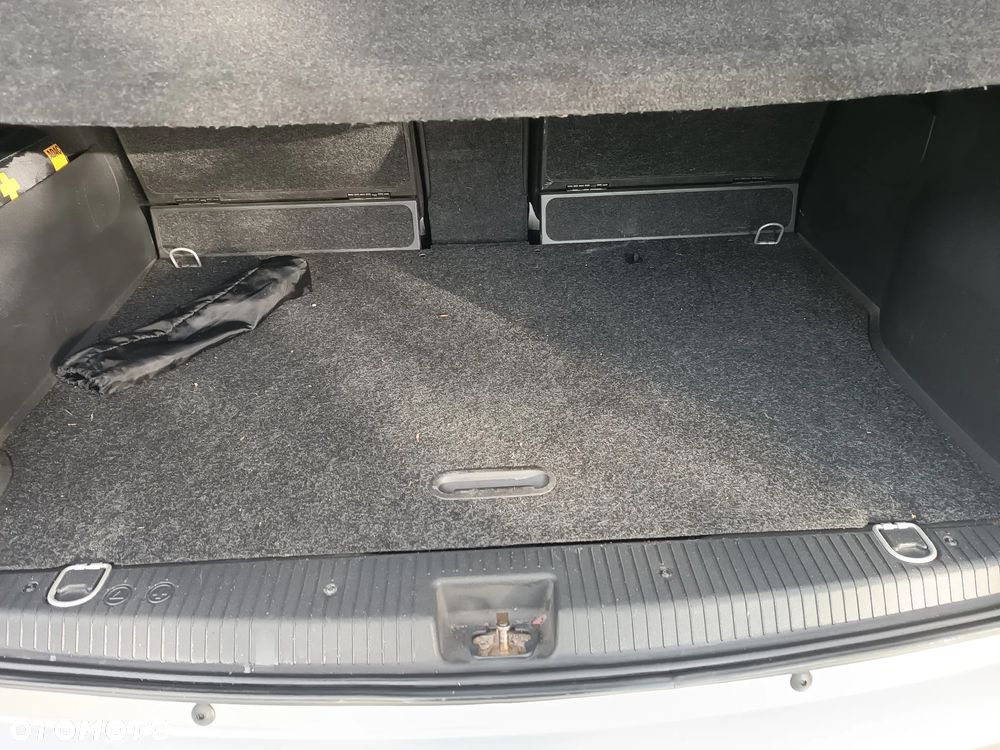 Opel Meriva - 23