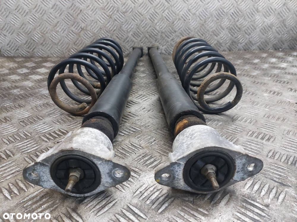 AMORTYZATORY + SPRĘŻYNY TYŁ KOMPLET FORD FIESTA MK6 MK7 08-17 - 2