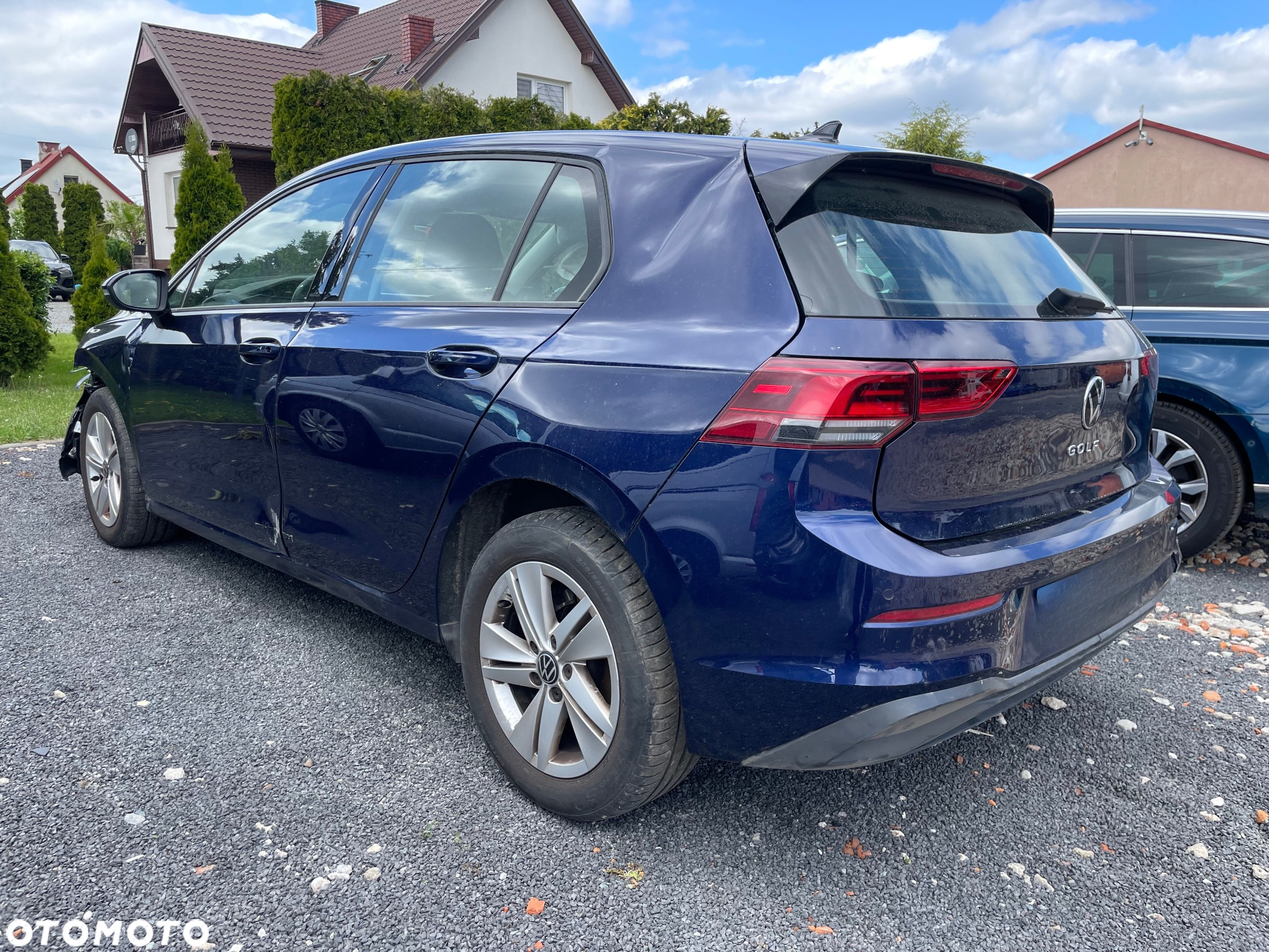 Volkswagen Golf - 6