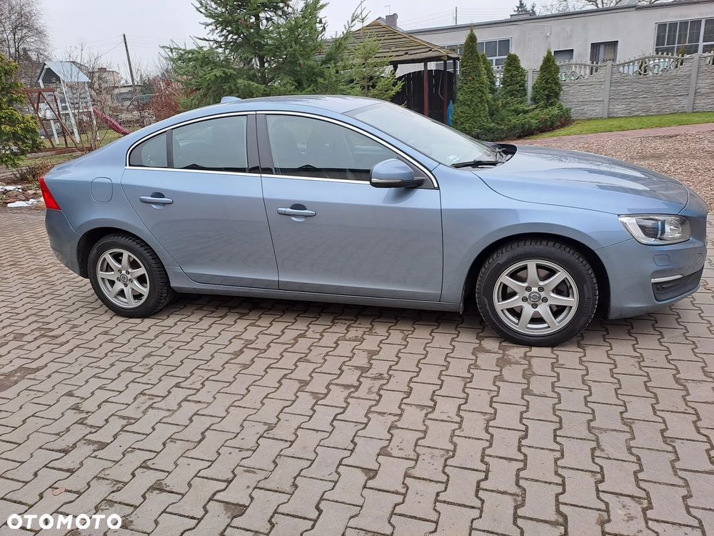 Volvo S60 D3 Drive-E Momentum - 2