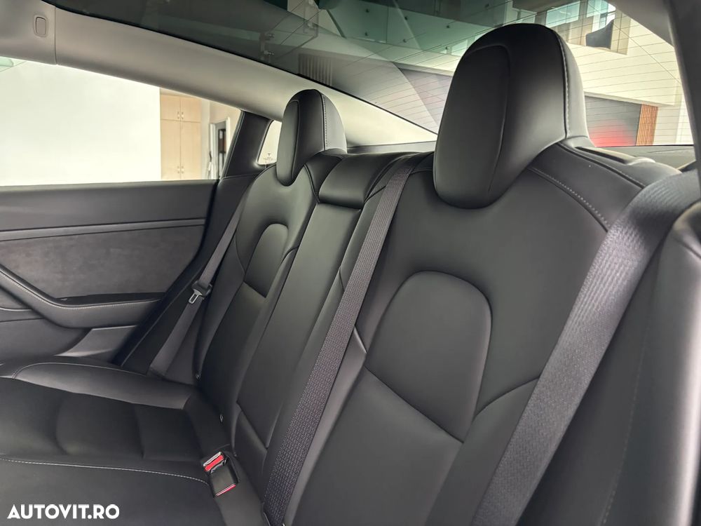 Tesla Model 3 Langstreckenbatterie Allradantrieb Dual Motor - 15