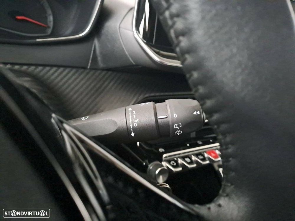 Peugeot 208 1.2 PureTech Active - 15