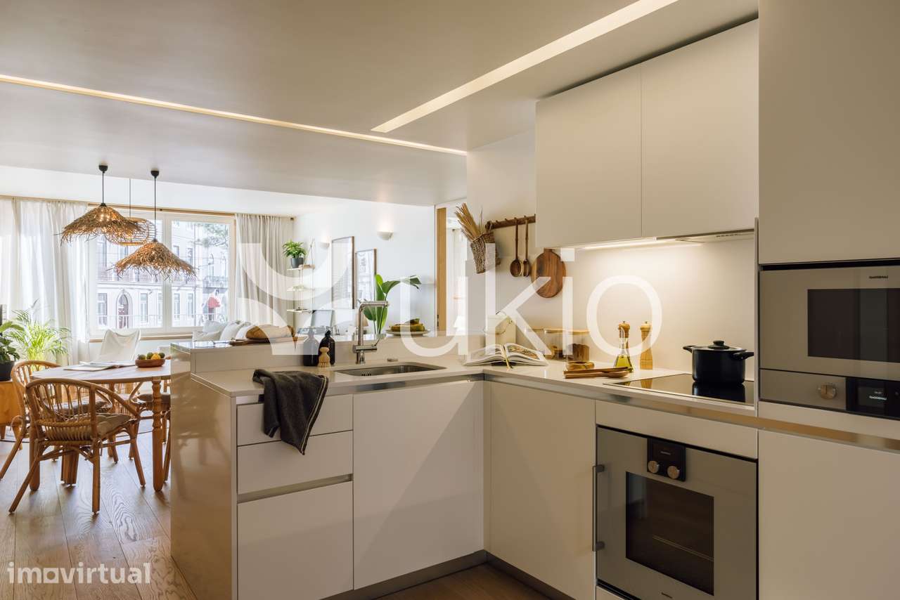 Apartamento T2 com terraço e piscina em Santos-o-Velho - Madragoa - Grande imagem: 3/25