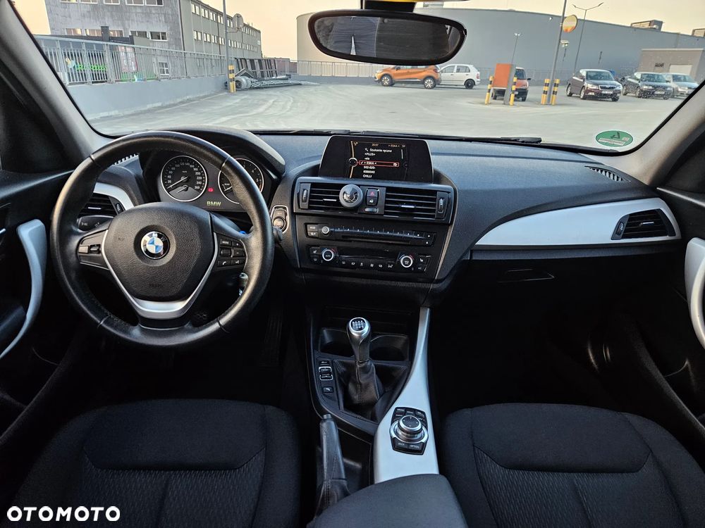 BMW Seria 1 118d - 8