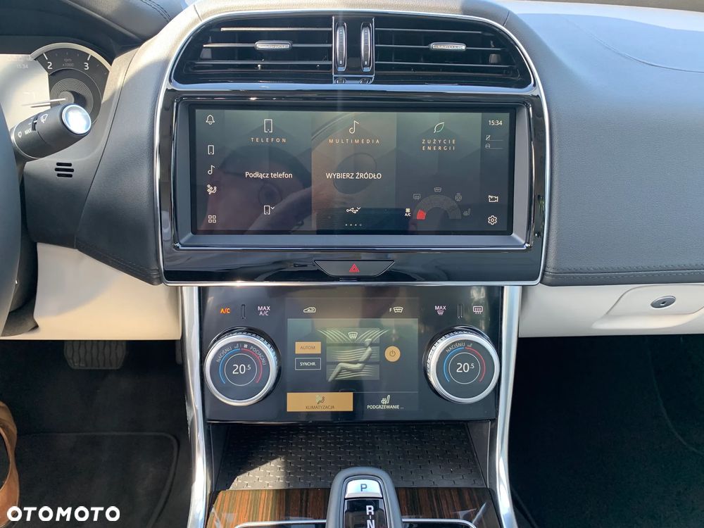 Jaguar XE 2.0 D200 mHEV R-Dynamic Black - 15