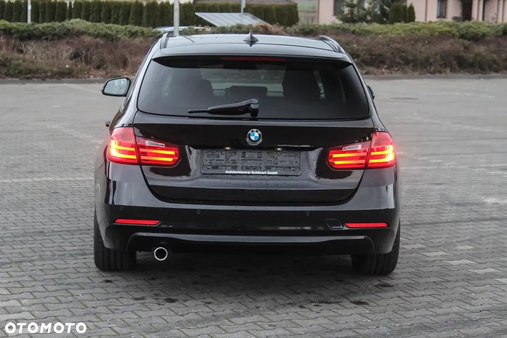 BMW Seria 3 320d Sport-Aut - 9
