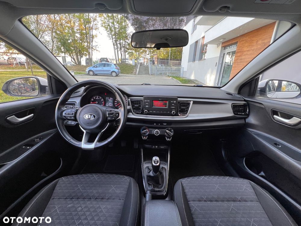 Kia Rio - 14