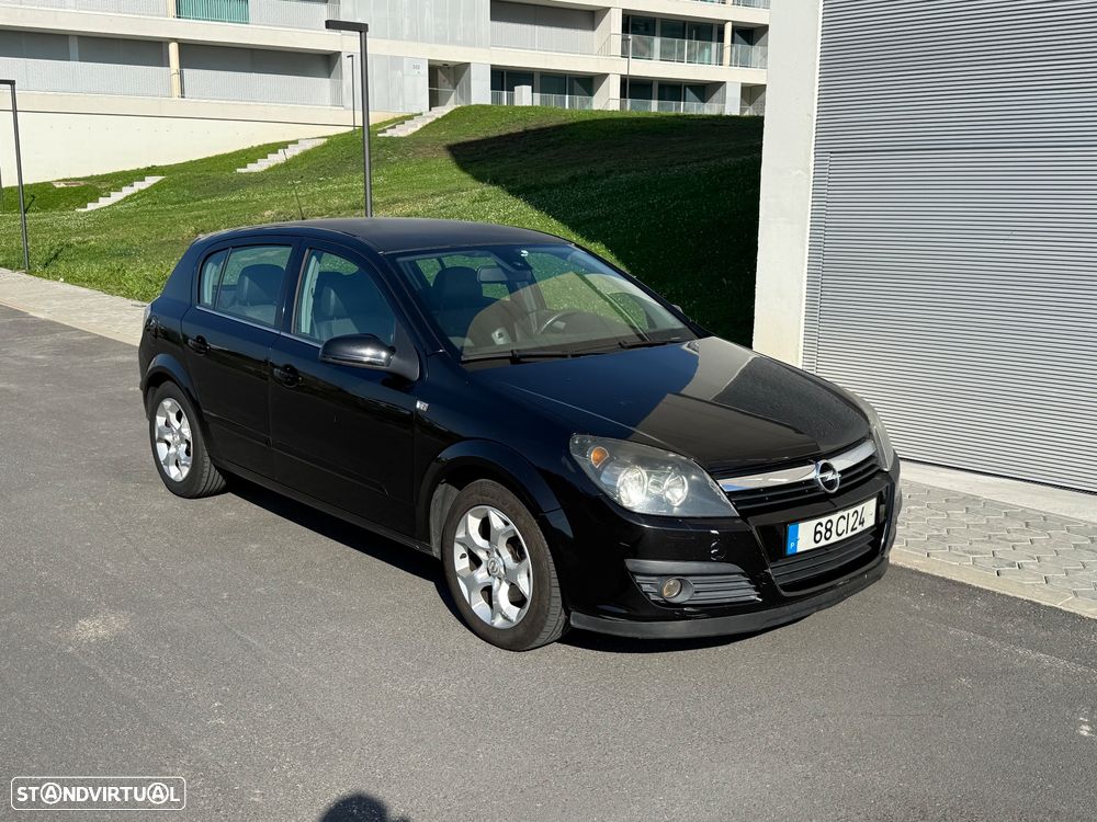 Opel Astra 1.3 CDTi Cosmo - 1