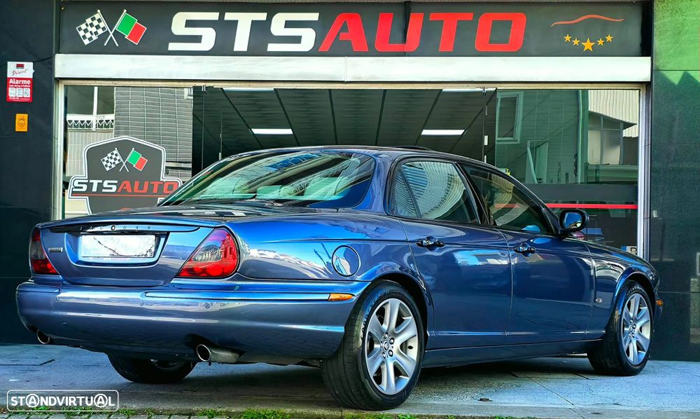 Jaguar XJ XJ6 2.7 D V6 Executive - 13