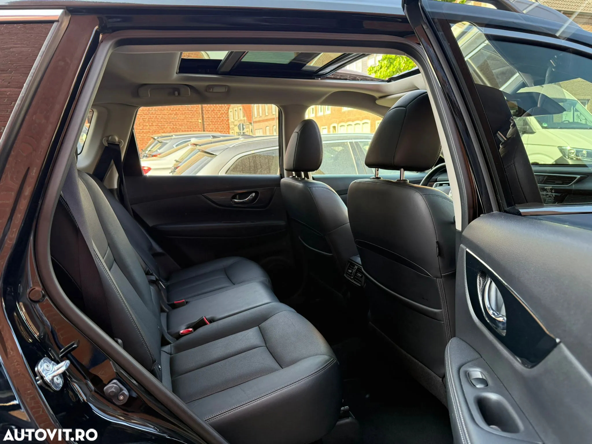 Nissan X-Trail 1.6 dCi Xtronic Tekna - 26