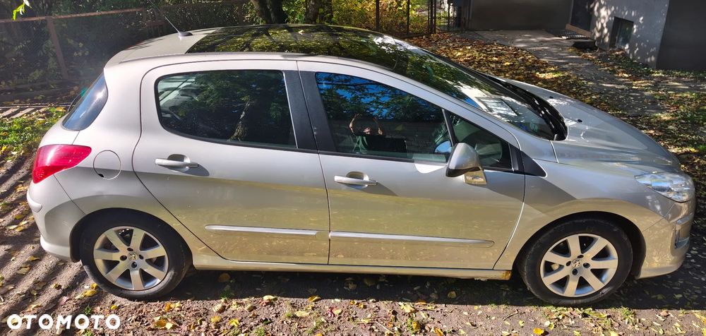 Peugeot 308 - 3