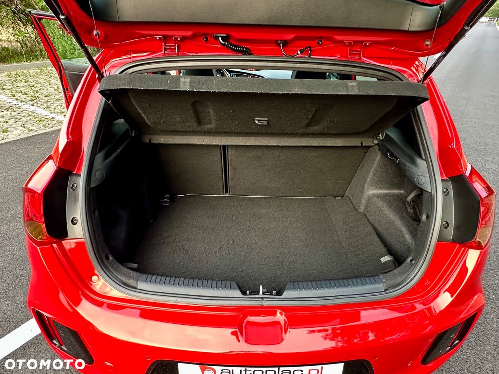 Kia Ceed 1.6 T-GDI GT L - 9