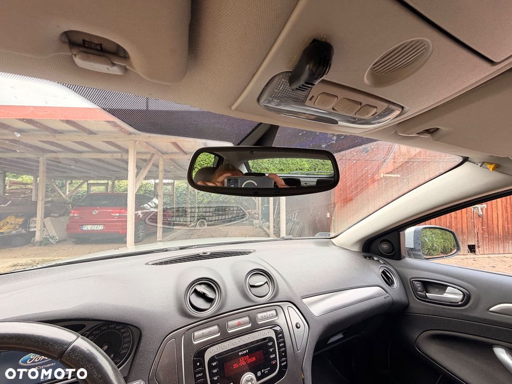 Ford Mondeo - 12