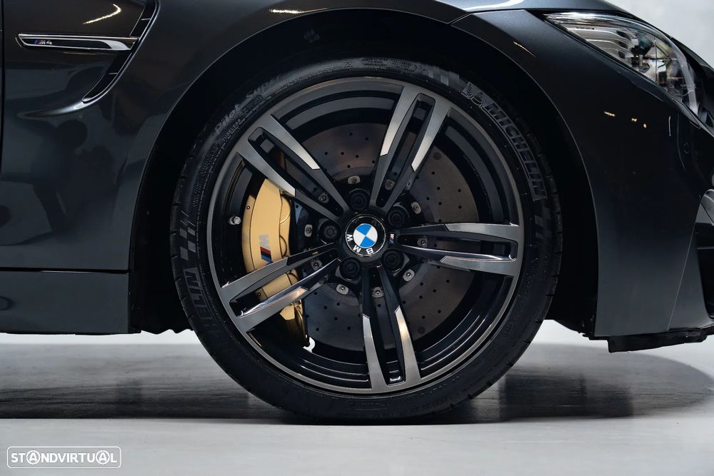 BMW M4 Auto - 9