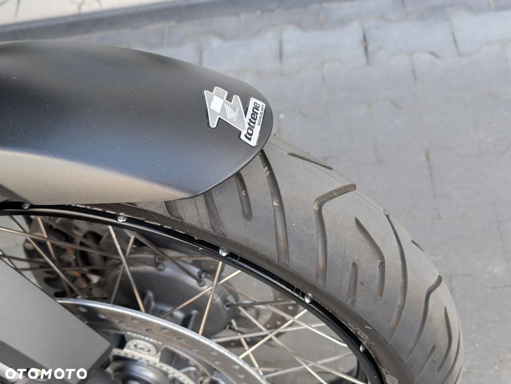 Honda VFR - 15