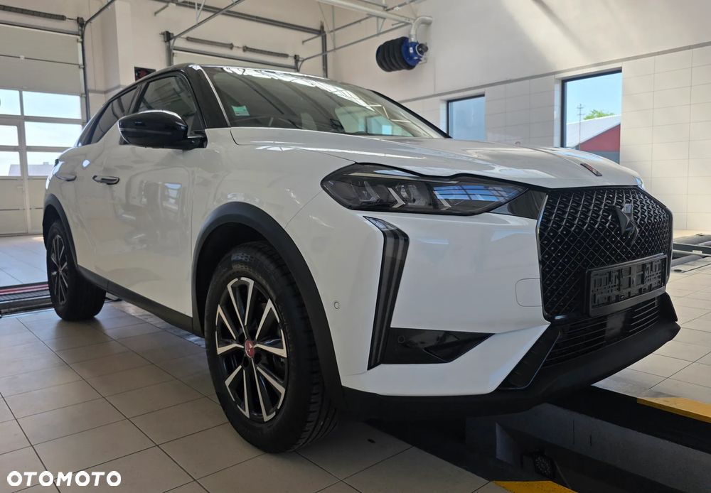 DS Automobiles DS 3 Crossback 1.2 PureTech Performance Line + - 3