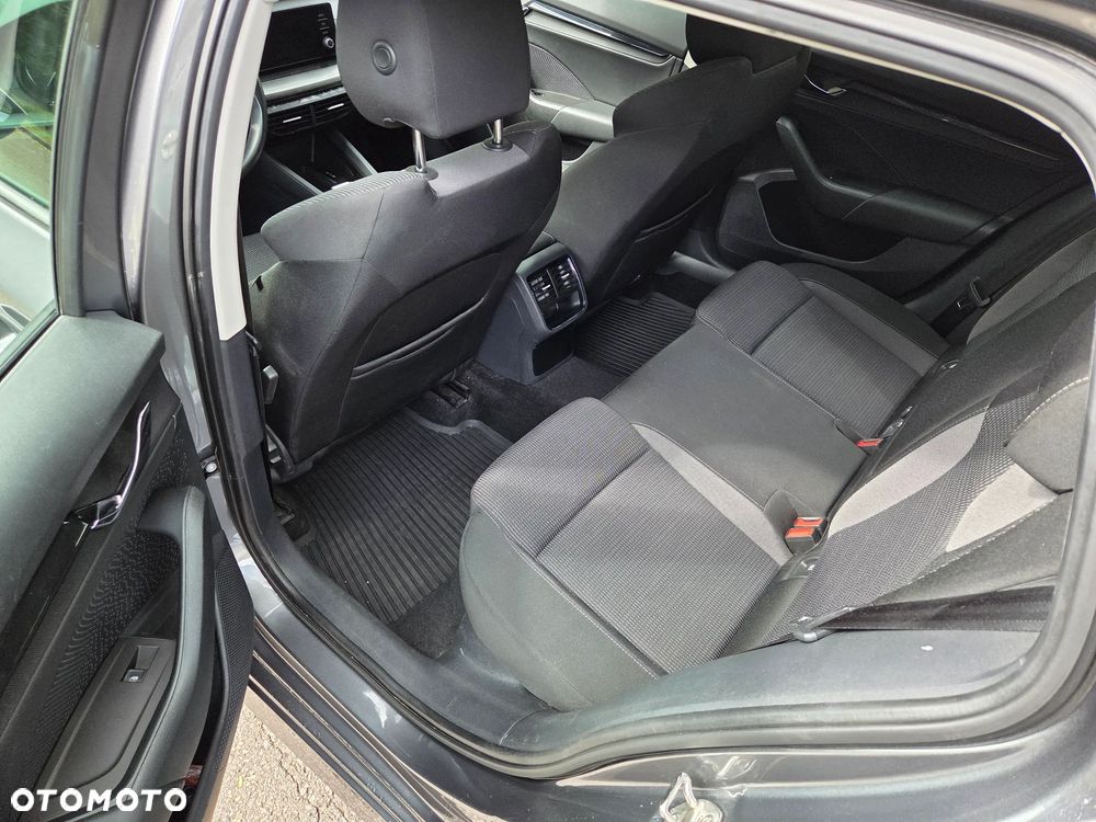 Skoda Octavia - 6
